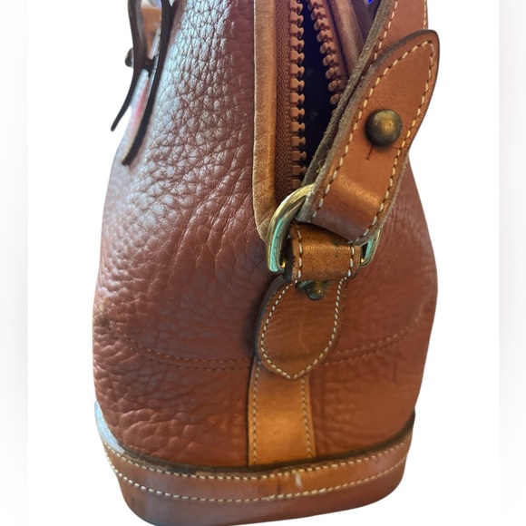 Vintage Dooney & Bourke All Weather Leather Norfolk Shoulder Bag /Satchel Tan - Picture 5 of 12